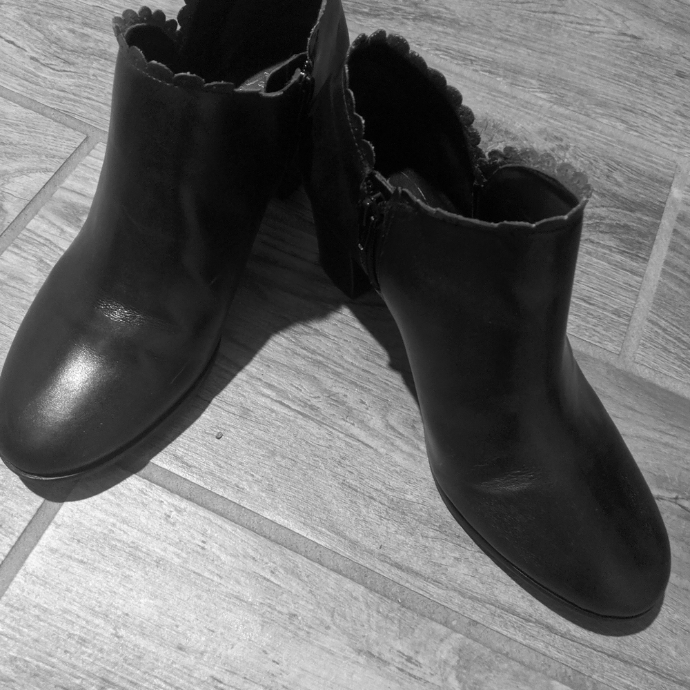 Jack Rodgers black leather booties